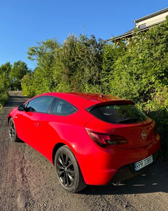 Opel Astra cena 33500 przebieg: 153289, rok produkcji 2012 z Przemyśl małe 254